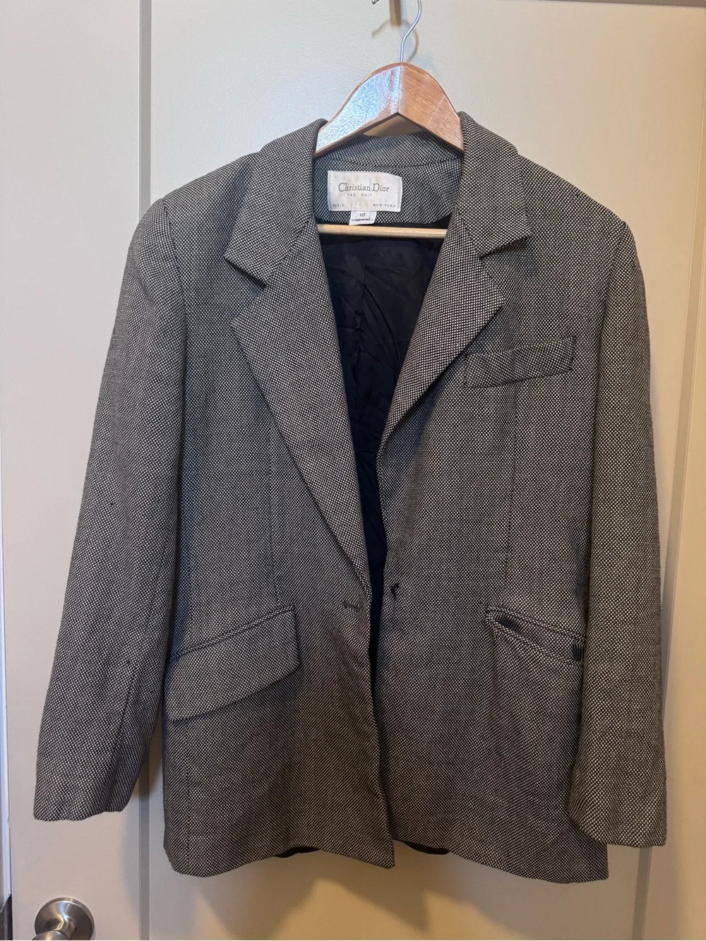 Dior Men’s Gray Textured Herringbone Sport Coat
